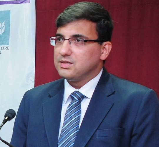 Huzefa Fakhri Sitabkhan -  Independent Director of Sakthi Financial Services